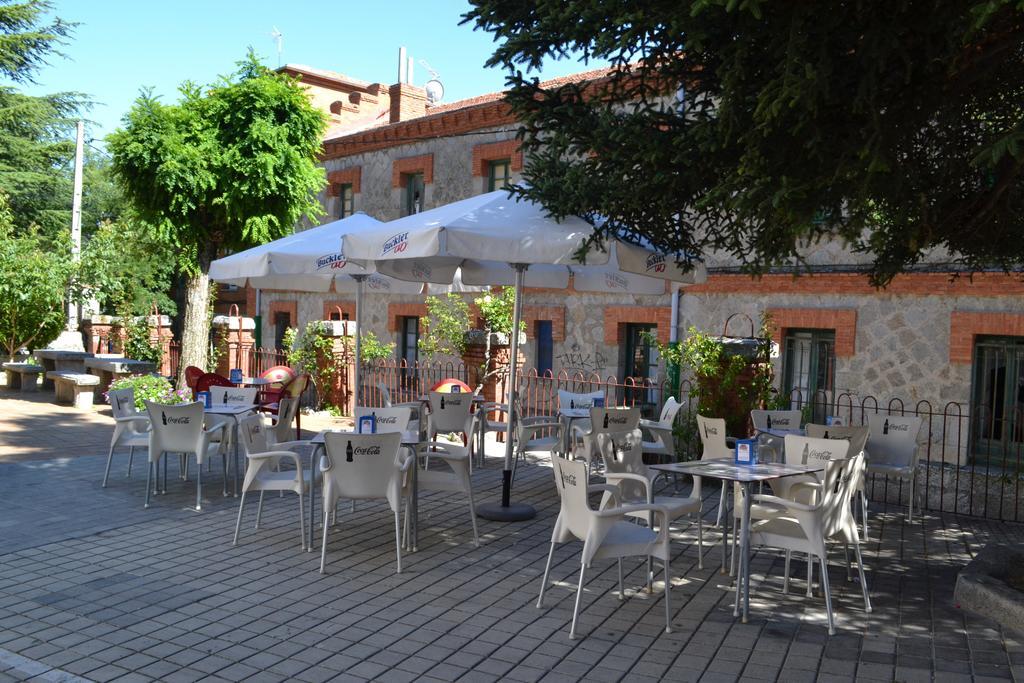 Hostal Aribel Longinos Cercedilla Esterno foto