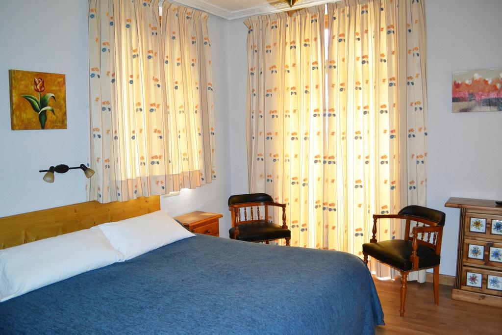 Hostal Aribel Longinos Cercedilla Esterno foto