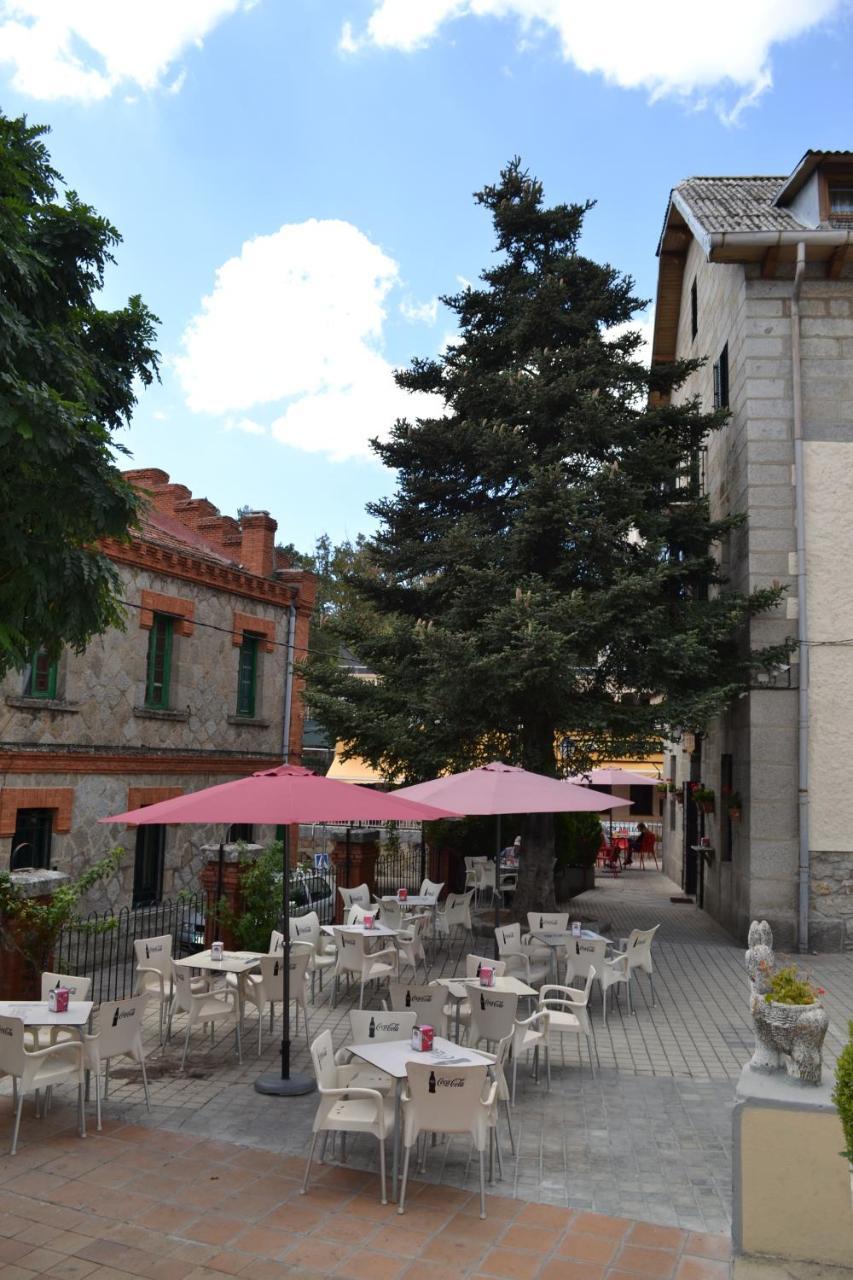 Hostal Aribel Longinos Cercedilla Esterno foto